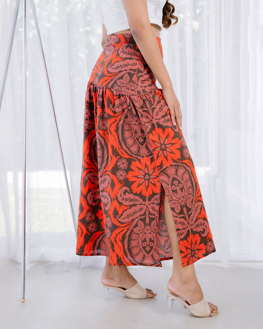 One Side Gathered Long Skirt