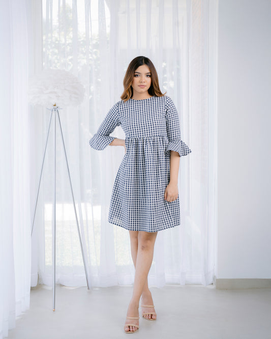 Back Bow Tie Check Dress