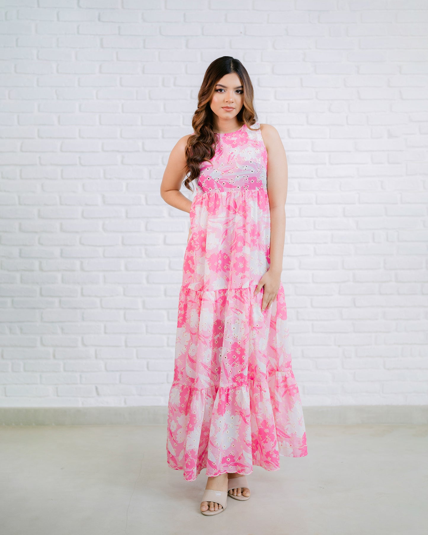 Sleeveless  Cutlawn Maxi Dress