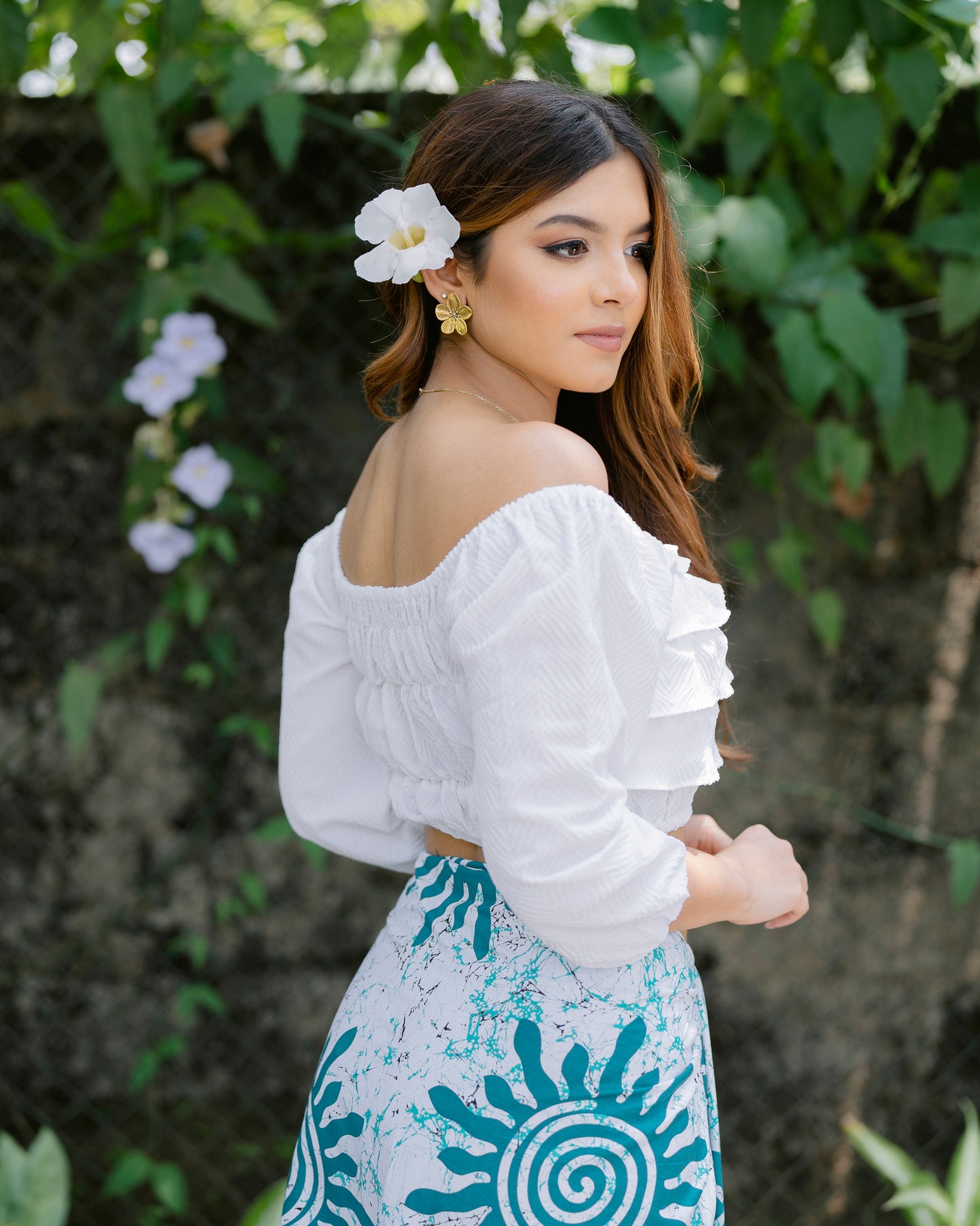 Ruffle Tired Crop Top & Lungi