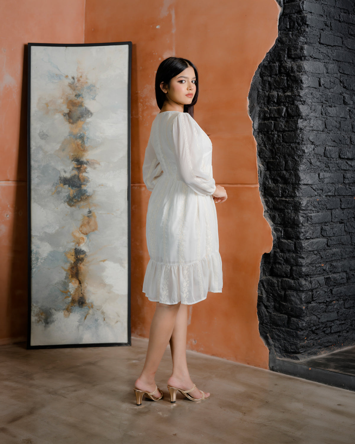 Embroider Detail Long Sleeve Dress