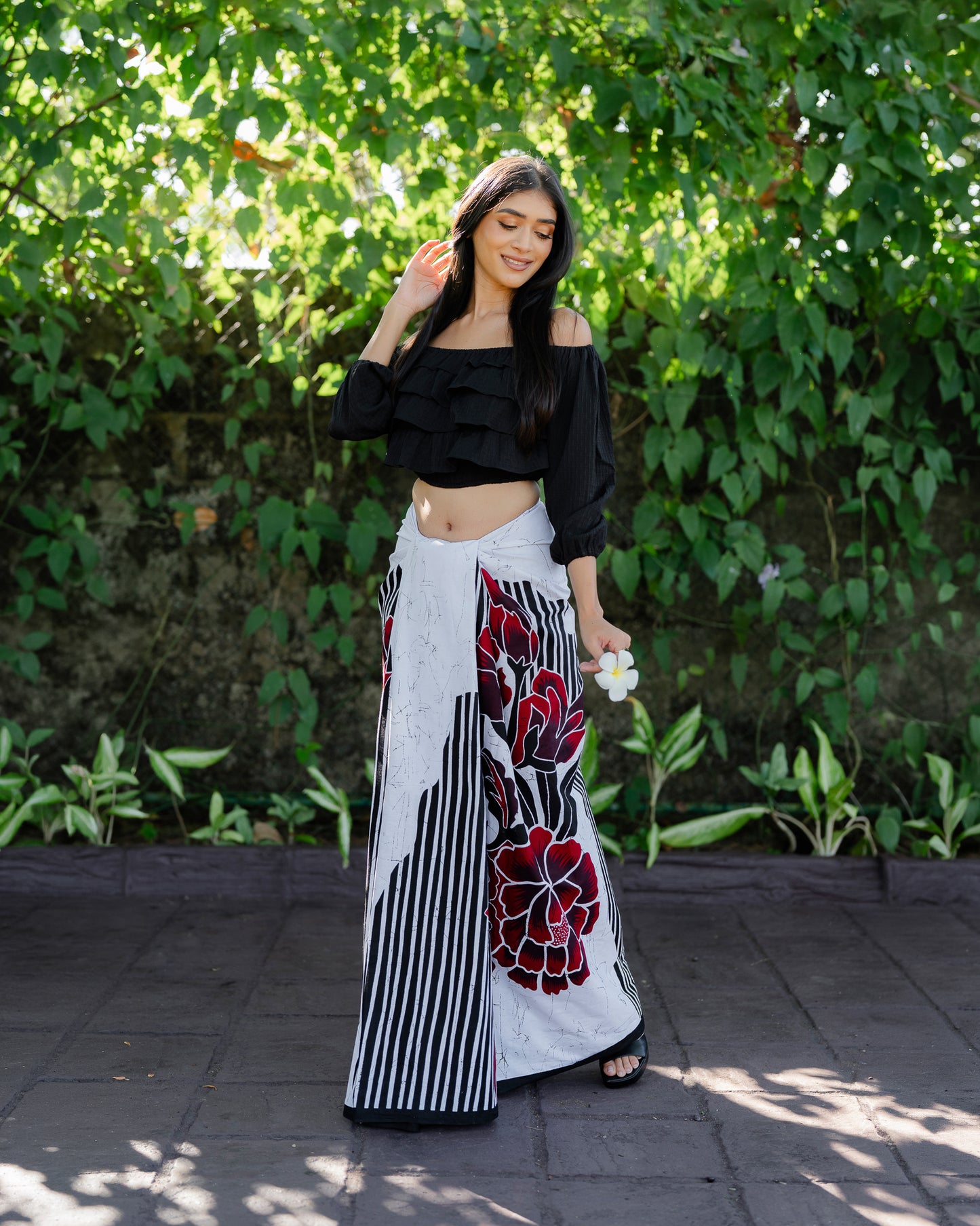 Ruffle Long Sleeve Crop Top