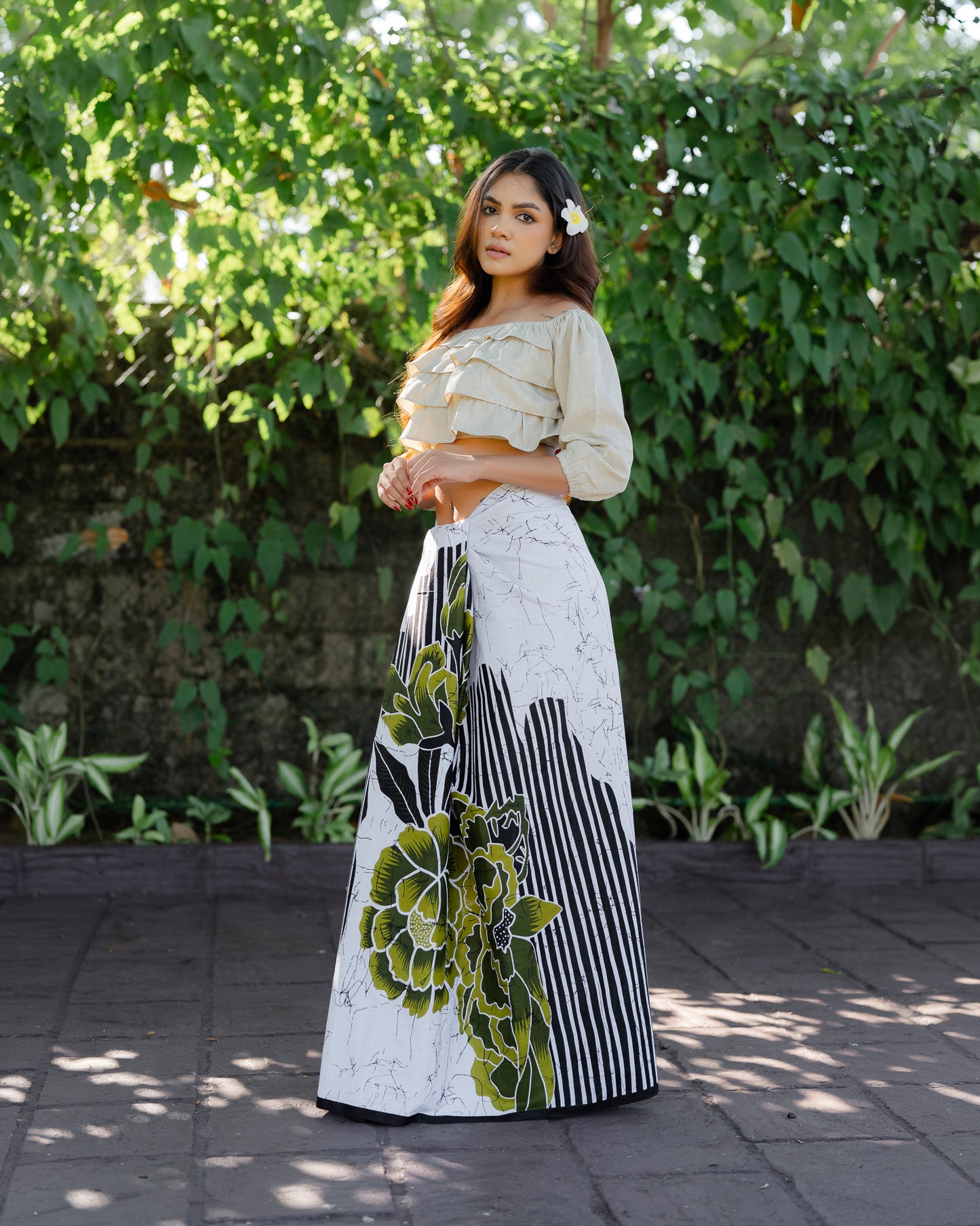 Ruffle Long Sleeve Crop Top