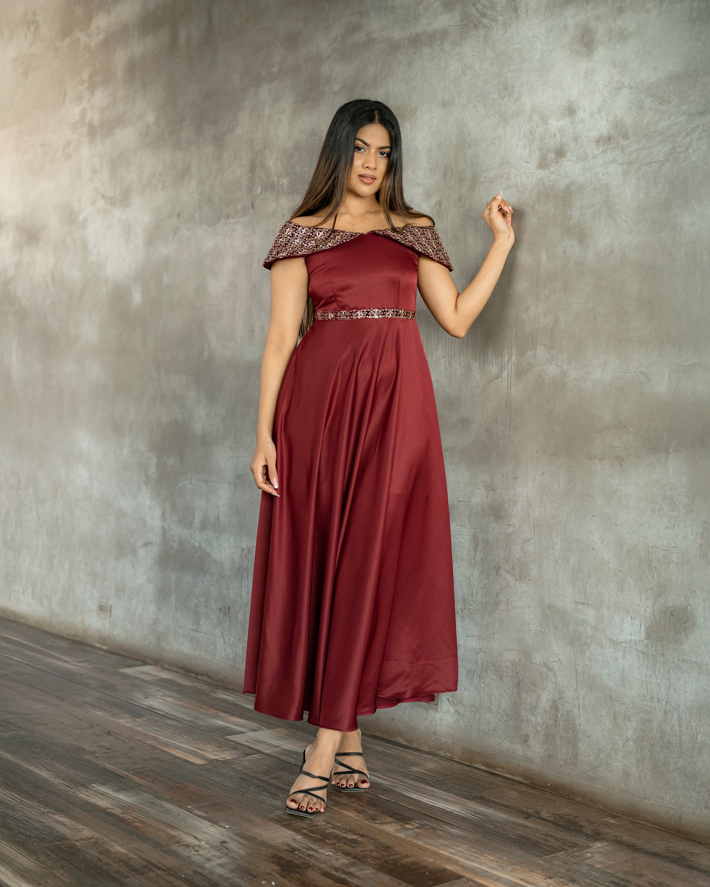 Drop Shoulder Gold Detail Dress