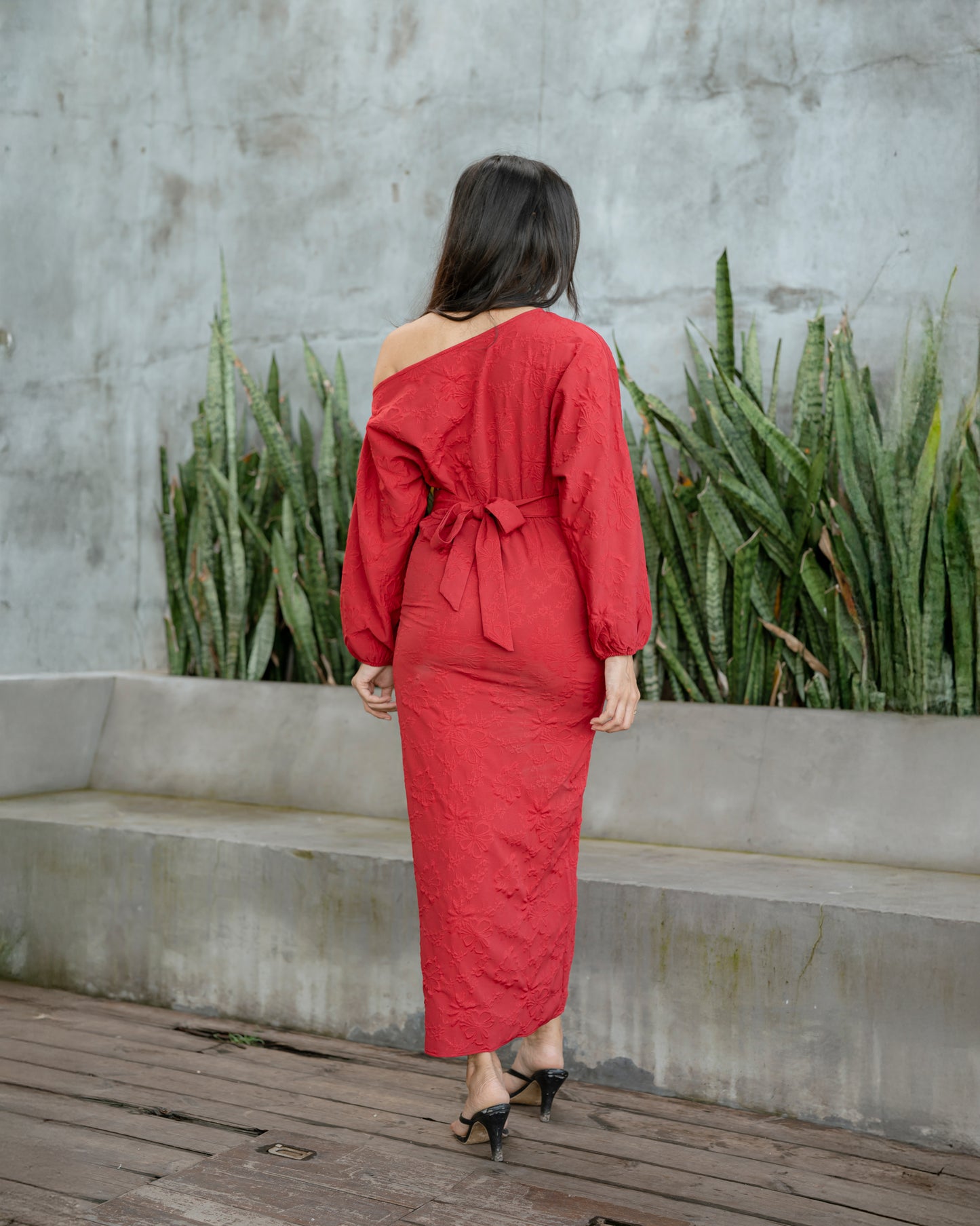 Drop Shoulder Waist Detail Dress