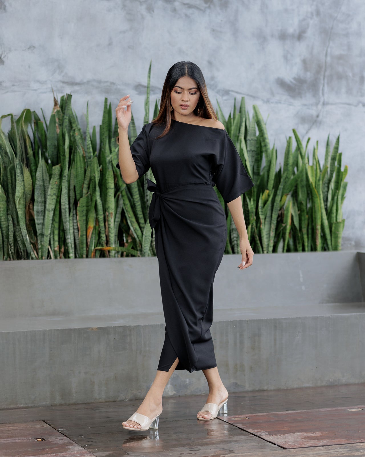 Drop Shoulder Front Knot Dress